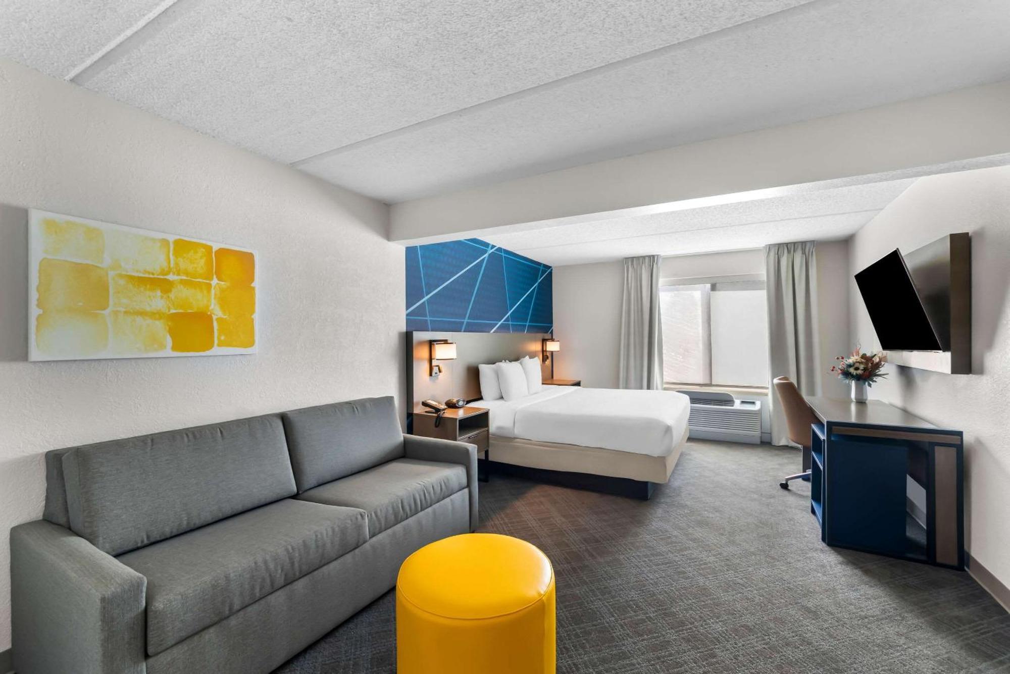 Comfort Suites Austin Airport Exterior foto