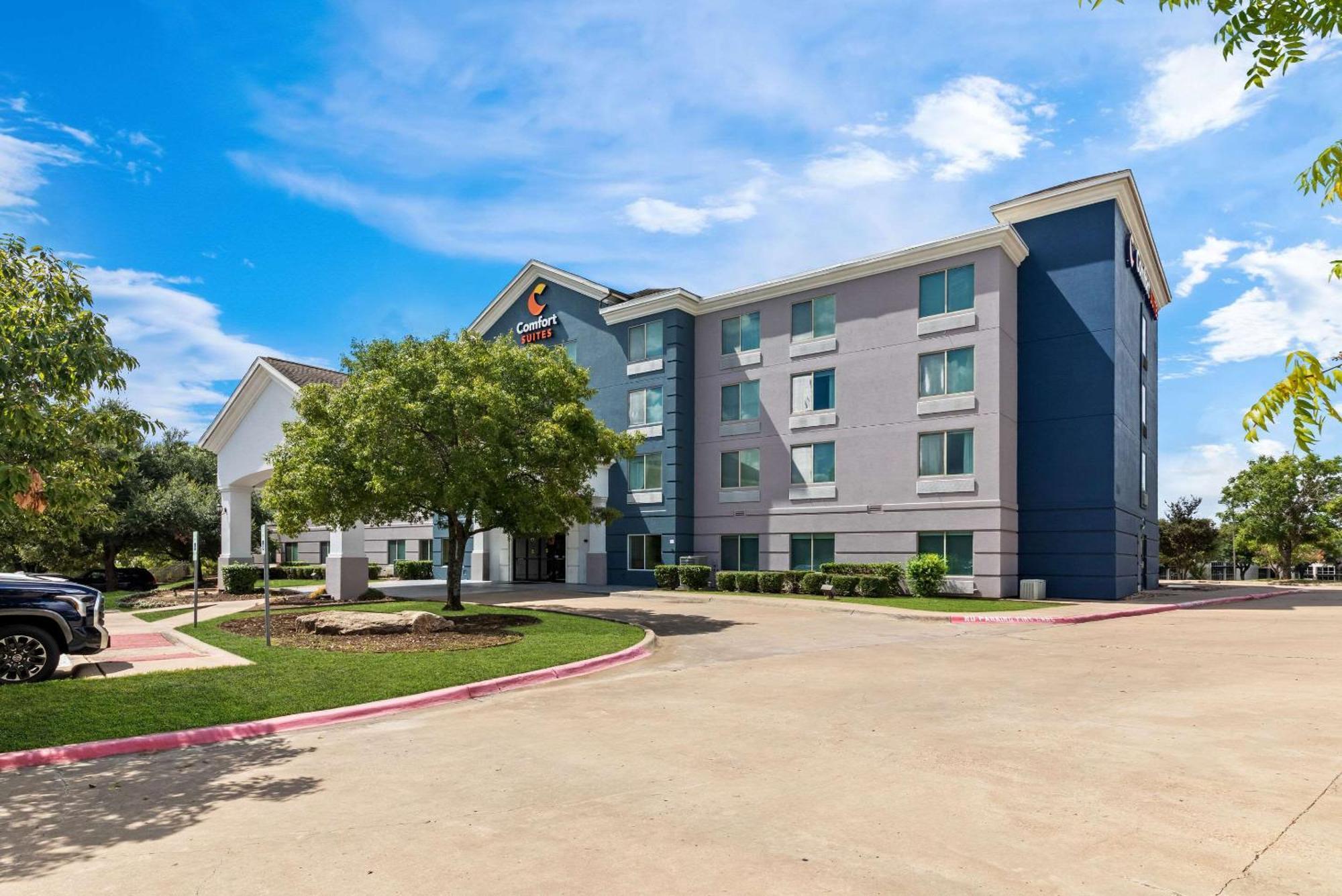 Comfort Suites Austin Airport Exterior foto