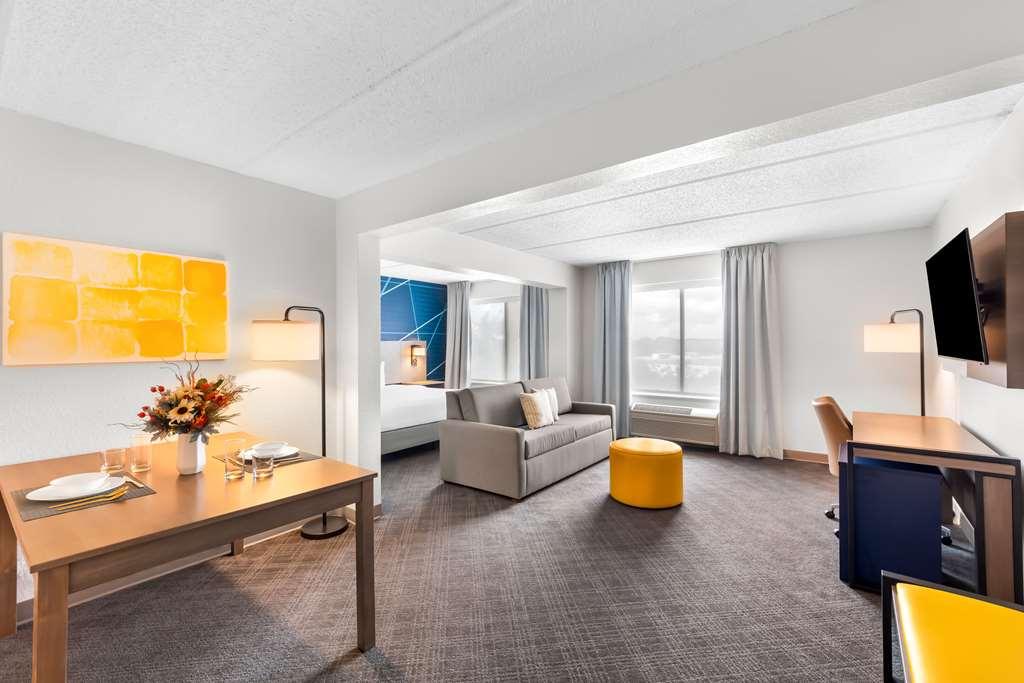 Comfort Suites Austin Airport Habitación foto